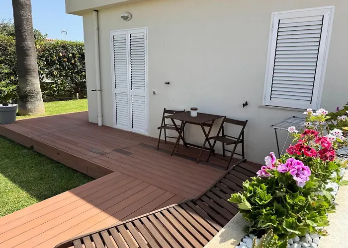 Villamaresicilia E Stanze Nel Lungomare بيت ضيافة إيسبيكا