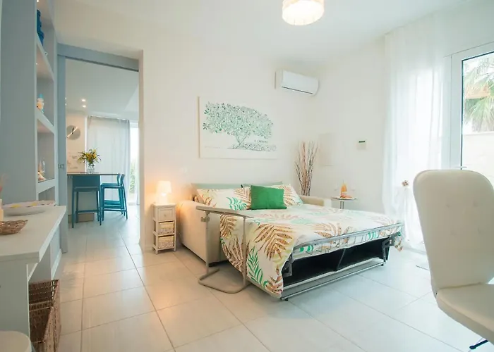 Villamaresicilia E Stanze Nel Lungomare إيسبيكا