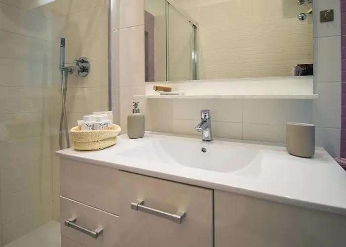 Villamaresicilia E Stanze Nel Lungomare بيت ضيافة 4*