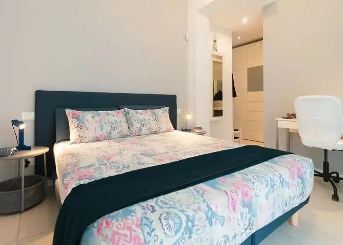 Villamaresicilia E Stanze Nel Lungomare 4* إيسبيكا