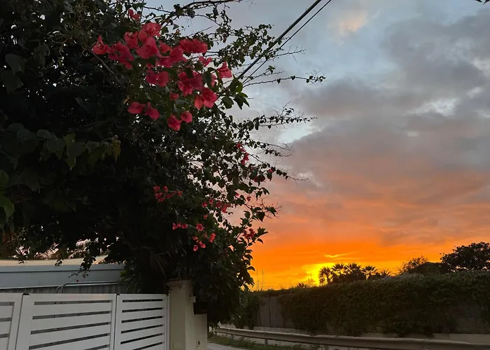 Villamaresicilia E Stanze Nel Lungomare 4* إيسبيكا